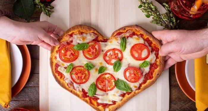 Franklin’s Pizza Scene: Where Classic Favorites Meet Bold Flavors
