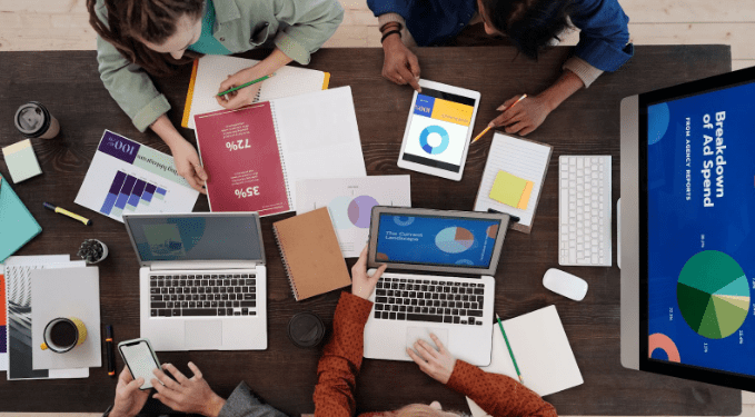 8 SMS Marketing Strategies for Local Business Growth in 2025